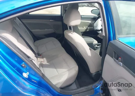 2018 Hyundai Elantra Sel z USA, uszkodzony, nr VIN 5NPD84LF4JH313235